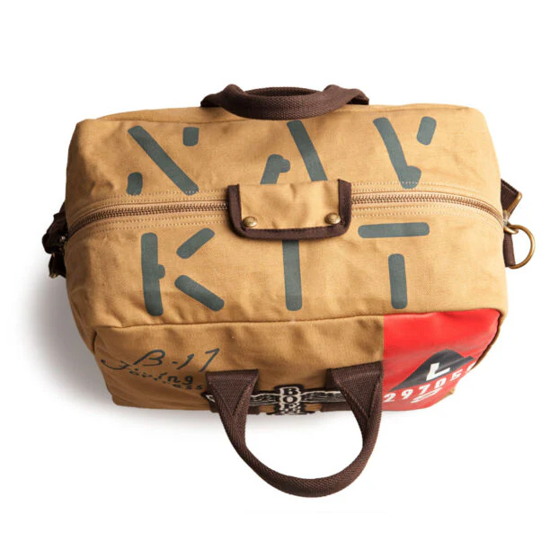 Red Canoe - B17 Aviation Kit Bag - Image 3