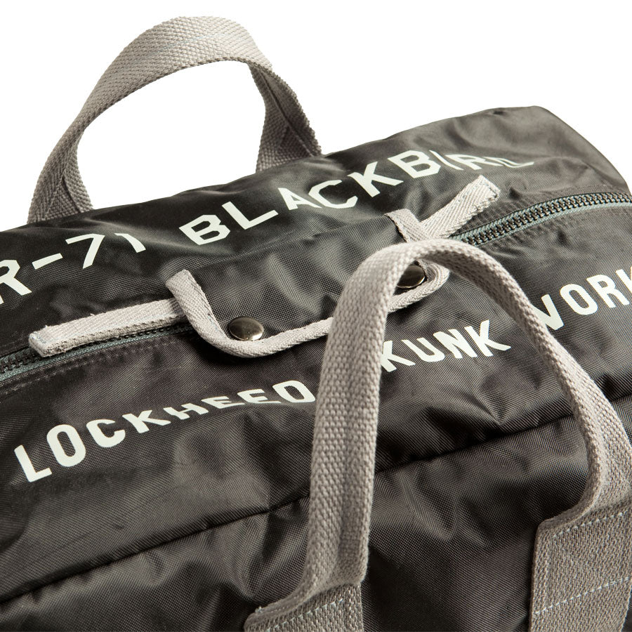 Red Canoe - Lockheed Kit Bag - Image 3