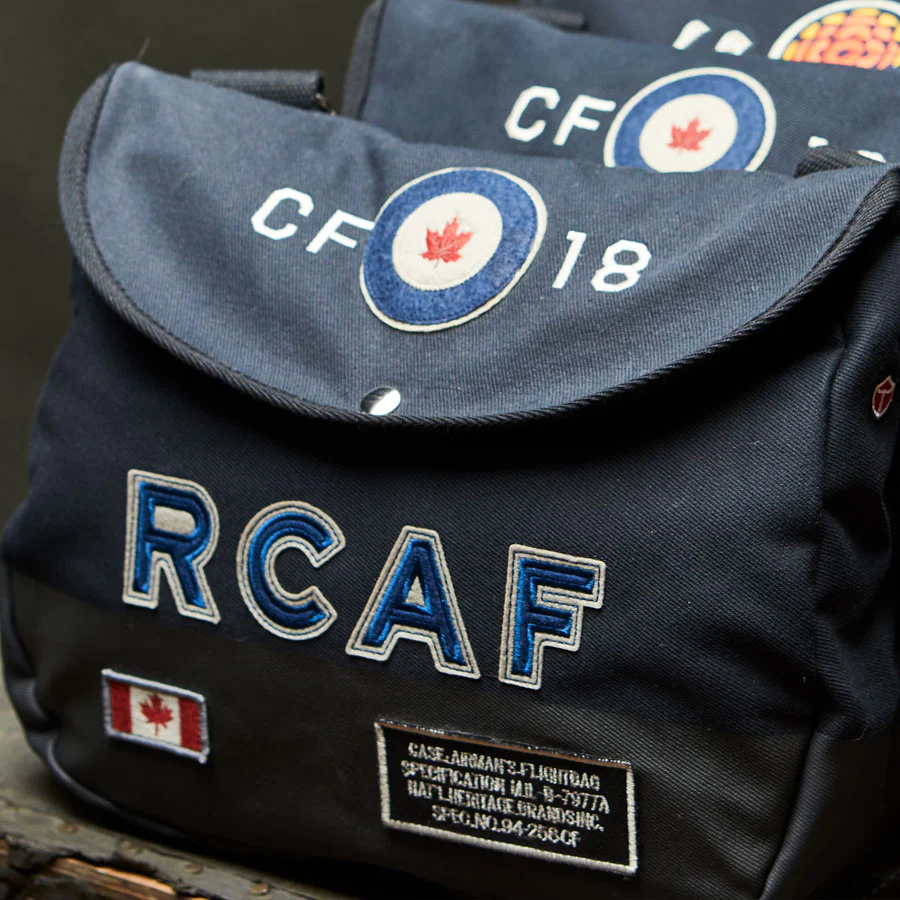 Red Canoe - RCAF CF-18 Shoulder Bag - Navy - Image 3