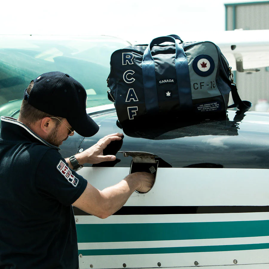 Red Canoe - RCAF Small Kit Bag - Navy - Image 3