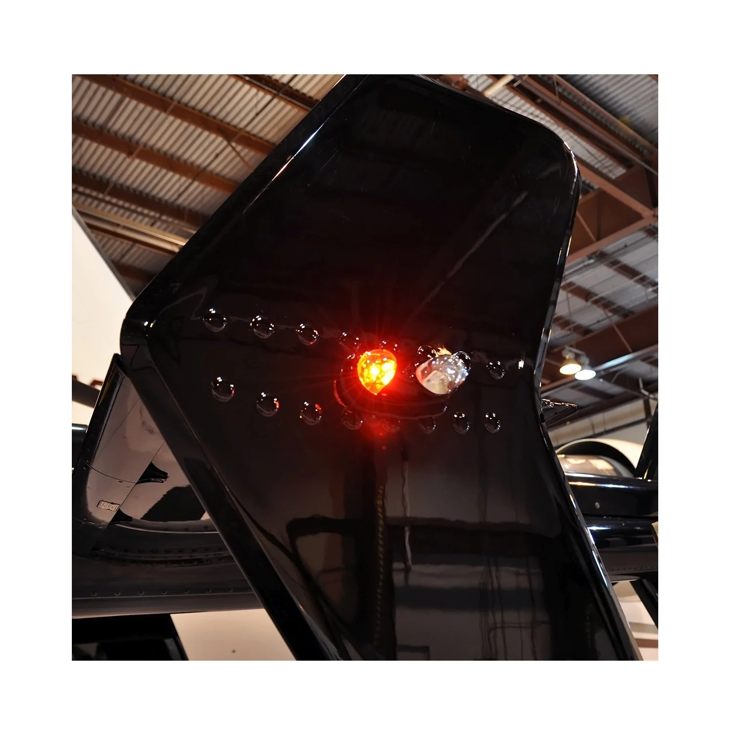 Whelen - Light: Position/Strobe,Red LED, 28v,Rfi Shielded - Image 5
